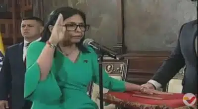Embaixadora Gilvânia Acompanha Posse de Delcy Rodríguez na Venezuela