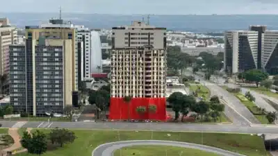Torre Palace Hotel em Brasília será demolido em operação histórica – Veja!