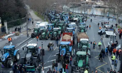 Agricultores Franceses Bloqueiam Paris em Protesto Contra Acordo UE-Mercosul
