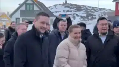 Dinamarca Aumenta Apoio à Groenlândia Diante de Pressão dos EUA