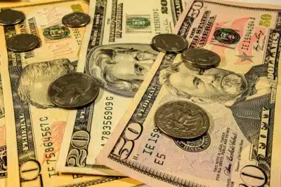 Jacob Palmer: Empreendedor Geração Z Alcança US$ 175 Mil e Define Metas Ambiciosas