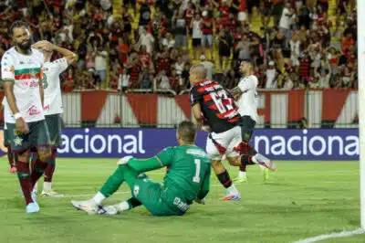 Flamengo e Portuguesa empatam em 1 a 1 com gols de Iago e Rhuan no Carioca
