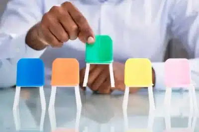 Jovens Profissionais: 29 Empresas com Vagas Remotas e Programa de Sucesso!