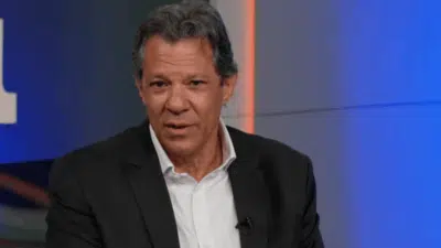 Haddad defende plano de governo e rebate críticas em entrevista ao UOL