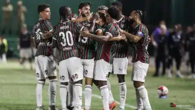 Fluminense vence Madureira em estreia e assume liderança no Carioca 2026