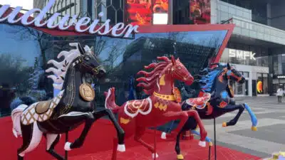 Ano do Cavalo de Fogo: China em Festa com Economia Turbinada em 2026!