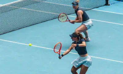Luisa Stefani e Gabriela Dabrowski são eliminadas do Australian Open em disputa acirrada