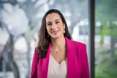 Sarita Vollnhofer: Trajetória Internacional da CHRO da Alice Revela Desafios da Adaptação Cultural