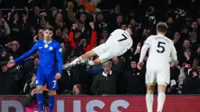 Chelsea perde para o Fulham e mantém dificuldades na Premier League