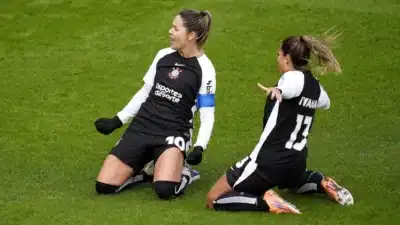Corinthians conquista premiação e chega à final da Copa das Campeãs Femininas!