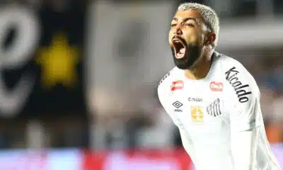 Corinthians e Santos empatam em 1 a 1 no clássico paulista!