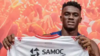 Garrinsha Brilha na Estreia, com Golaço e Assistência Contra o Flamengo