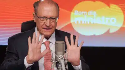 Ministério aplica tarifas antidumping sobre fibra óptica importada da China