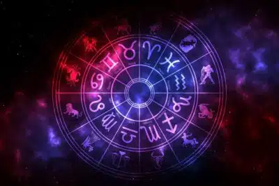 Previsões Astrológicas: Domingo traz transformações e decisões conscientes para todos os signos