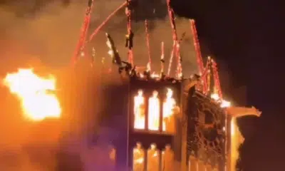 Incêndio e violência em Amsterdã marcam Ano Novo com mortes e destruição