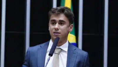 Deputado do PL-MG inicia marcha a pé contra 8 de janeiro e prisão de ex-presidente