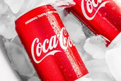 Coca-Cola em Crise: Justiça Condena Novamente por Risco em Garrafas!