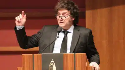 JP Morgan registra queda histórica no risco-país da Argentina e eleva confiança em 2026