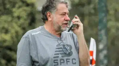 Julio Casares sob investigação: depósitos de R$ 11 milhões e pedido de impeachment