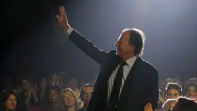 Julio Iglesias: Investigação Encerrada na Espanha por Falta de Jurisdição