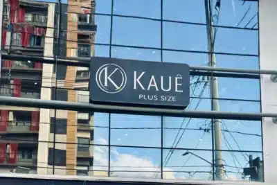 Kauê Plus Size Encerra Lojas Físicas e E-commerce Após Desafios no Mercado