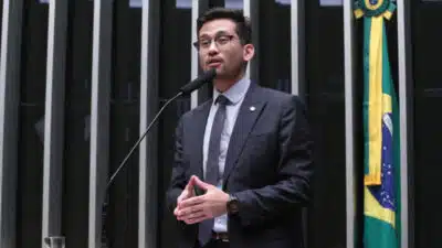 Projeto de Lei Criminaliza Falhas na Transparência Municipal com Prefeitos