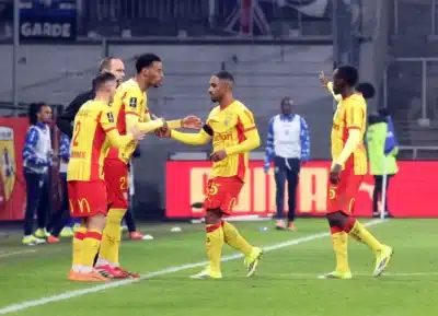 Lens x Le Havre: Duelo Decisivo na Ligue 1 com CazéTV!