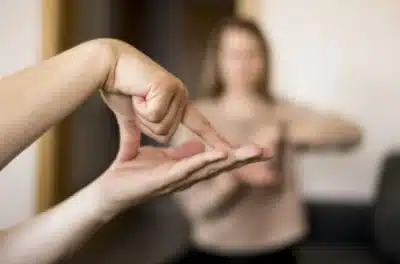 Libras: Curso Online Gratuito Promove Inclusão e Acessibilidade no Brasil