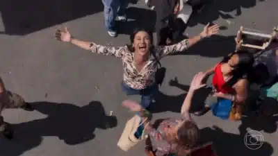 Dira Paes revive Lucimar em “Três Graças” com cena emocionante e viral!