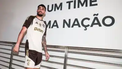 Flamengo: Elenco Surpreendente Revelado para a Supercopa do Brasil!