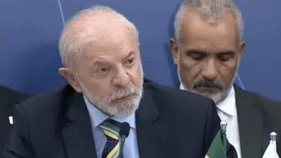 Lula veta integralmente PL da Dosimetria após alertas sobre 8 de Janeiro