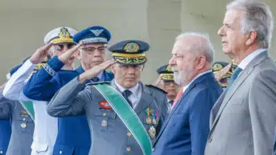 Governo Lula acelera investimento em defesa nacional para enfrentar desafios geopolíticos