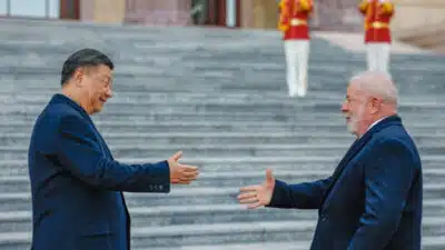 Lula concede isenção de vistos para China em acordo com Xi Jinping