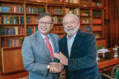 Lula e Petro criticam intervenção americana na Venezuela e buscam solução pacífica