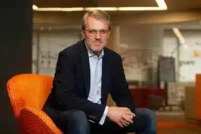 CEO aponta queda na confiança e desafios para o futuro dos negócios