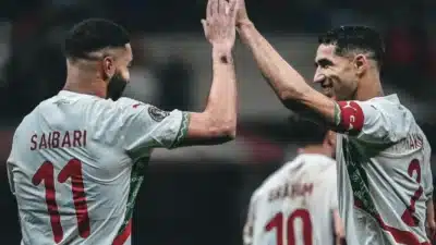 Regragui rebate críticas à arbitragem e pede foco em Marrocos x Nigéria