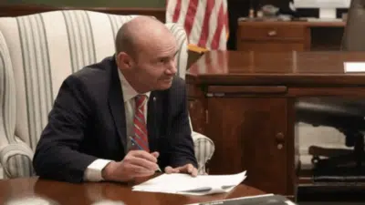 Senador Republicano Anuncia Prisão de Maduro nos EUA em Operação Surpresa