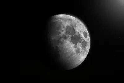 Pesquisadores chineses encontram nanotubos de carbono no lado oculto da Lua