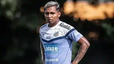 Alfredo Morelos x Santos: Rompimento Contratual e Ação Judicial no CT Rei Pelé