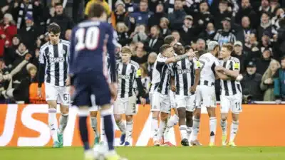 Newcastle Vence o PSV e Garante Classificação para a Liga dos Campeões