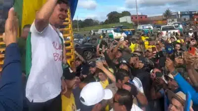 Nikolas Ferreira lidera marcha de 240km em apoio a anistia e Bolsonaro