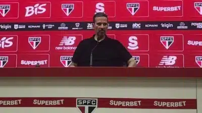 Conselho Deliberativo do São Paulo Afasta Casares em Debate Político