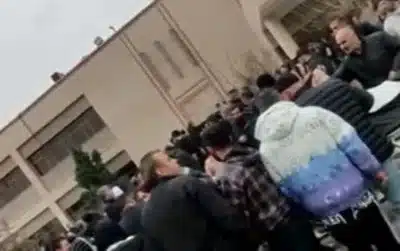 HRANA aponta 2.403 mortos e 18.137 presos no Irã em protestos