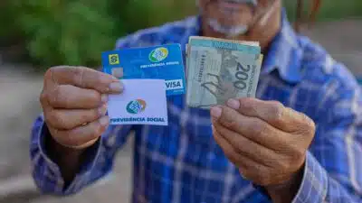 INSS anuncia reajustes em benefícios de 2026: valores e calendário de pagamento