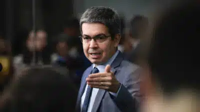 Senador Randolfe Garante Investigação “Custe o Que Custar” no Caso Master