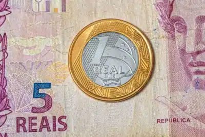 Salário Mínimo 2026: Impacto de R$ 1.621 em Trabalhadores e Beneficiários