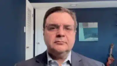 Ex-funcionário do Departamento de Estado questiona estratégia EUA na Venezuela e influência do Catar