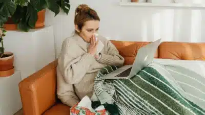 Google enfrenta riscos com IA: Resumos geram informações perigosas para pacientes