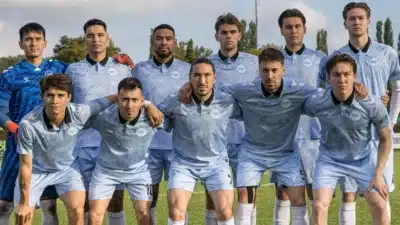 Seleção Groenlandesa de Futebol: Desafios e Goleadas em Torneios Amadores