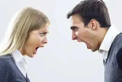 Steven Franconeri ensina estratégias para conversas produtivas no trabalho